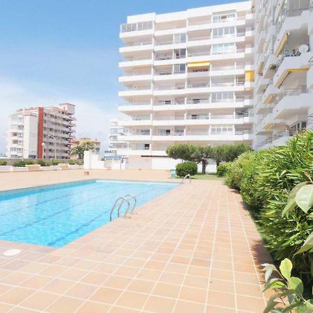 Mare Nostrum 131 Roses Bagian luar foto